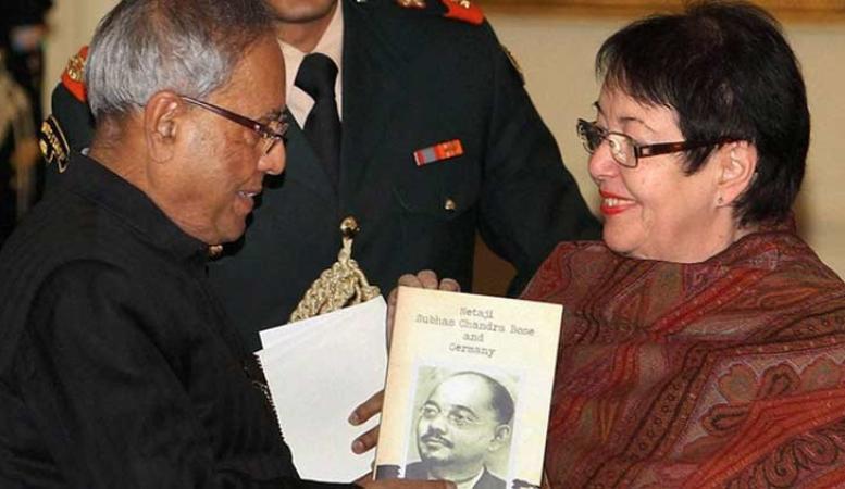 প্ৰতিকী ফটো প্ৰতিকী ফটো